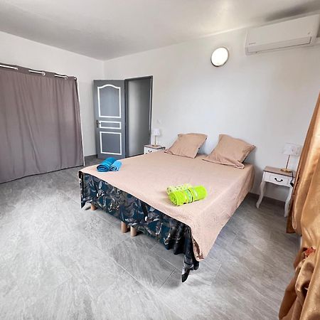 Elegant Appartement T3 Chataigne : Spacieux แซ็งต์-ลูซ ภายนอก รูปภาพ