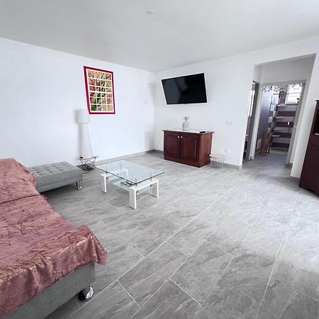 Elegant Appartement T3 Chataigne : Spacieux แซ็งต์-ลูซ ภายนอก รูปภาพ